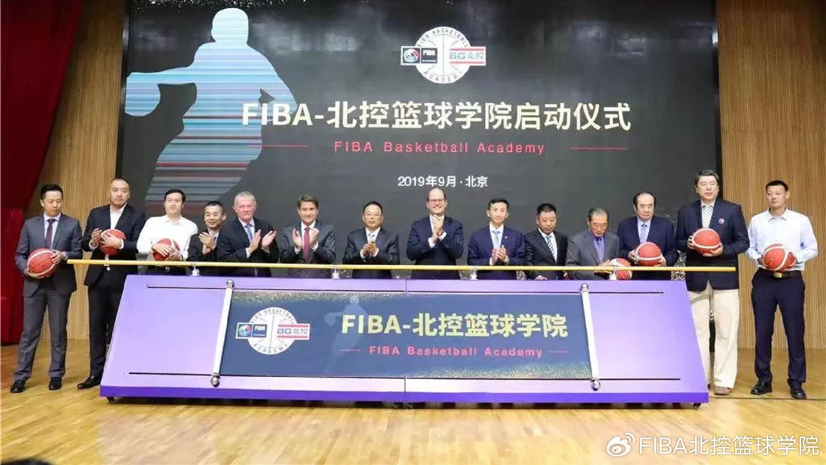 篮球模拟训练中的体能训练解决方案_2